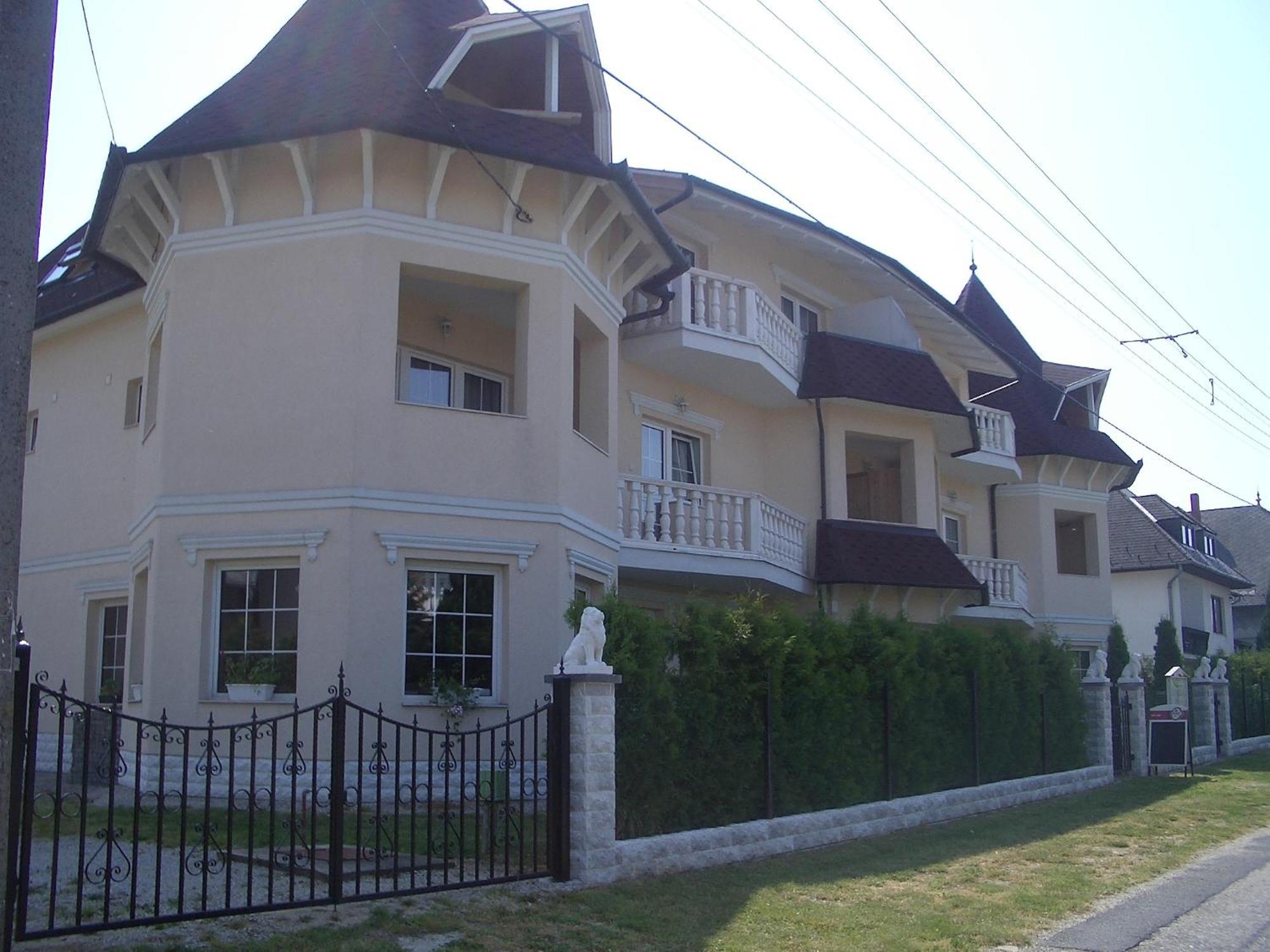 Hegyi Villa Hévíz 外观 照片