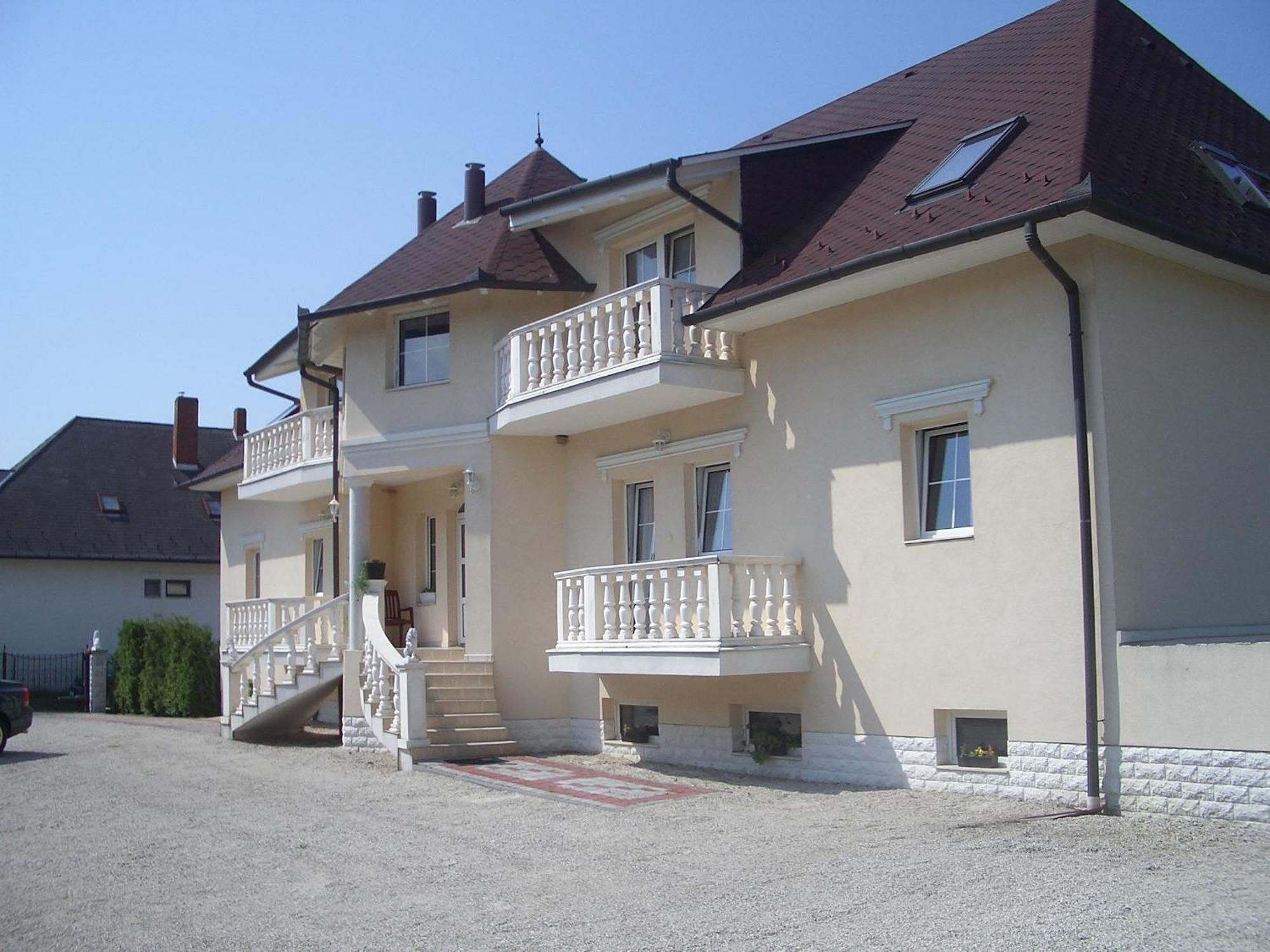 Hegyi Villa Hévíz 外观 照片